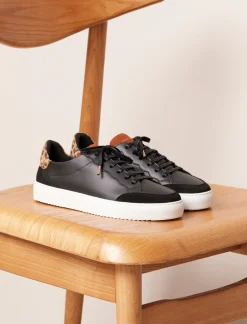 Pied de Biche Sneakers><noscript><img width=