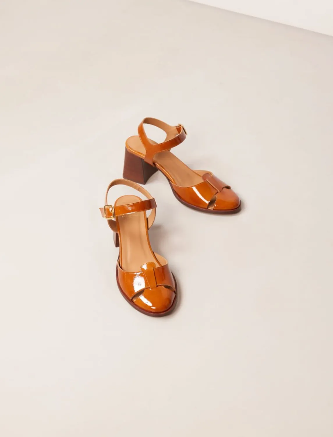 Pied de Biche Sandales>Amanda Cognac Verni