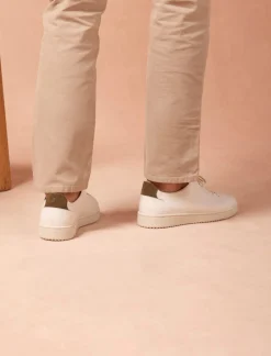 Pied de Biche Sneakers><noscript><img width=