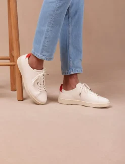 Pied de Biche Sneakers><noscript><img width=