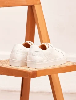 Pied de Biche Sneakers><noscript><img width=