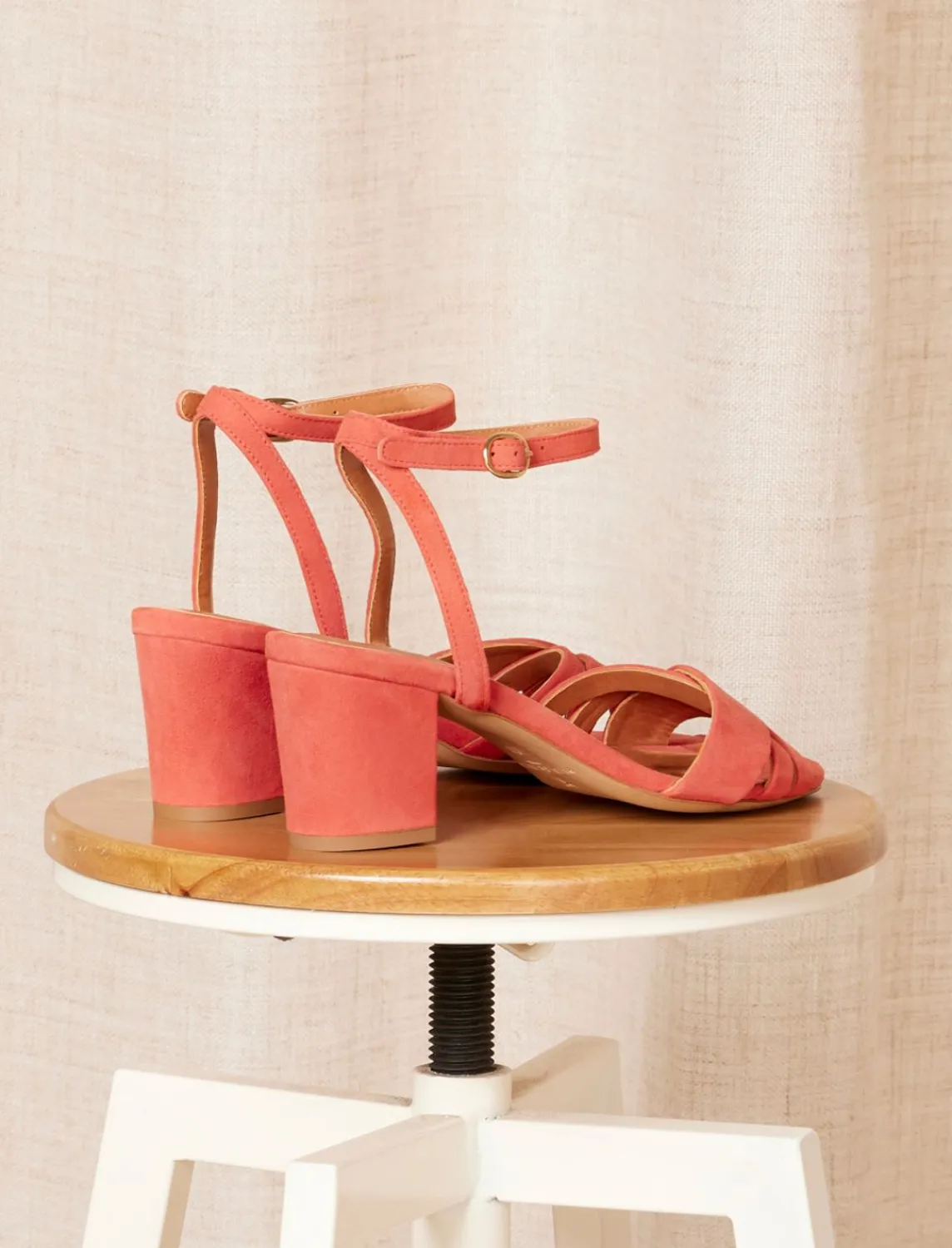 Pied de Biche Sandales>Leonore Mandarine
